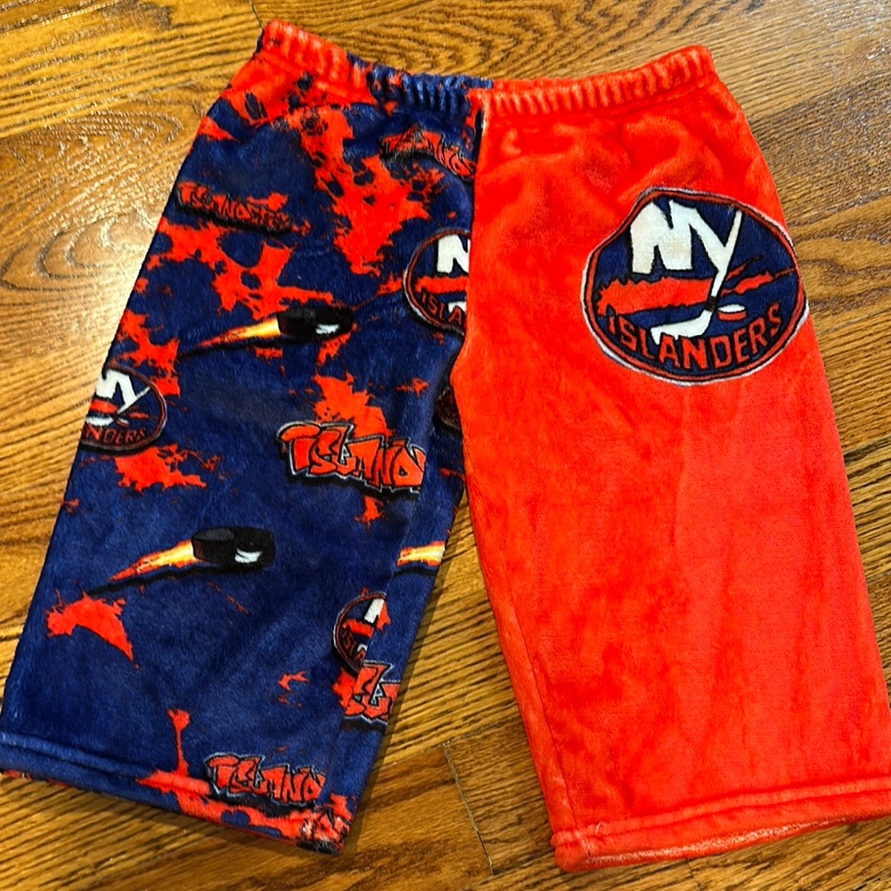 NY Islanders fuzzy lounge shorts